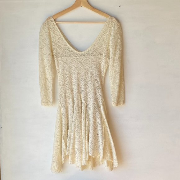 *SOLD* Free People Ivory Katya Paisley Lace Dress Size: XS - Picture 4 of 5